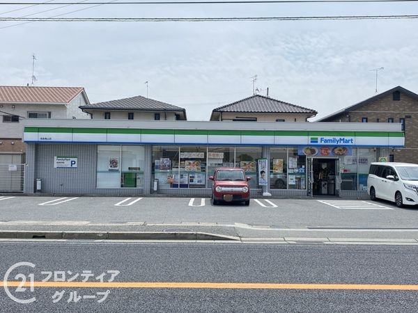 姫路市亀山２丁目の中古一戸建て(ファミリーマート姫路亀山店)
