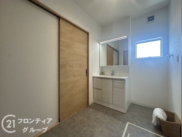 姫路市網干区垣内南町　新築一戸建て