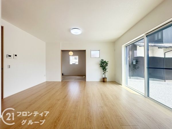 姫路市網干区垣内南町　新築一戸建て