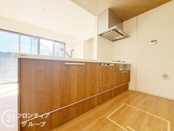 三木市緑が丘町中３丁目　新築一戸建て　１期　全１区画