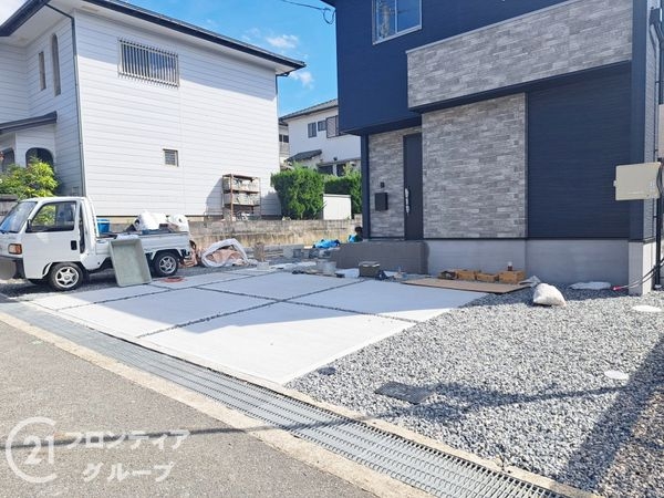 三木市緑が丘町中３丁目　新築一戸建て　１期　全１区画