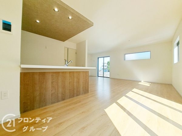 三木市緑が丘町中３丁目　新築一戸建て　１期　全１区画