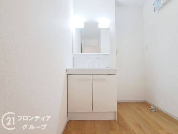 三木市緑が丘町中３丁目　新築一戸建て　１期　全１区画