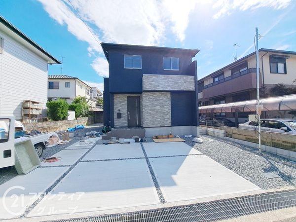 三木市緑が丘町中３丁目　新築一戸建て　１期　全１区画