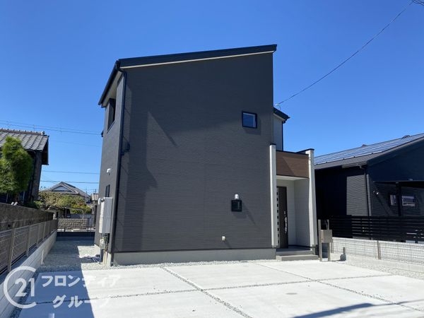 姫路市余部区下余部　新築一戸建て　２号棟