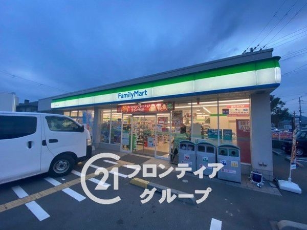 神崎郡福崎町福崎新　新築一戸建て　第３　１号棟(ファミリーマート福崎辻川西店)