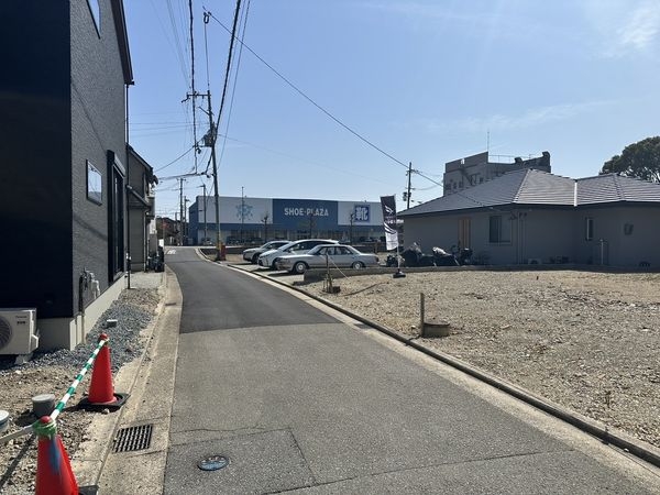FrontierGardens　加古川市加古川町南備後　…