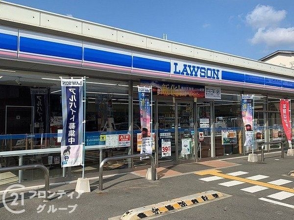 三木市岩宮　新築一戸建て　Ｅ号棟(ローソン三木府内町店)