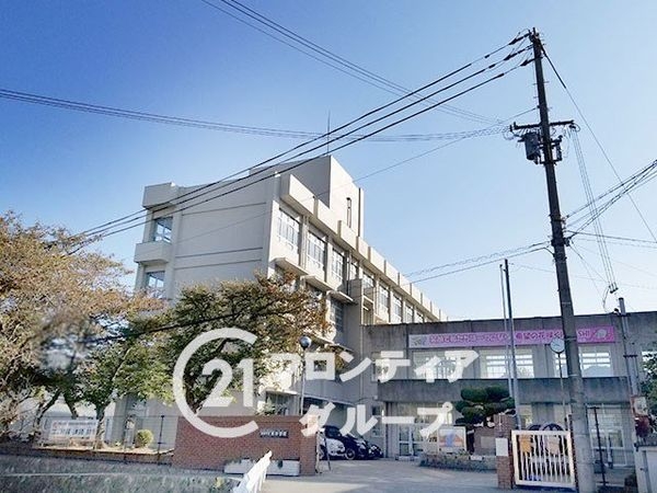 姫路市別所町別所４丁目の中古一戸建て(姫路市立東中学校)