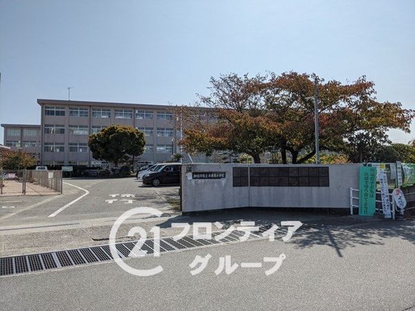 リベール土山１中古マンション(加古川市立平岡東小学校)