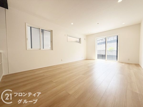 加古川市加古川町河原　新築一戸建て　全１区画