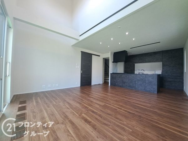 姫路市飾磨区英賀清水町２丁目　新築一戸建て