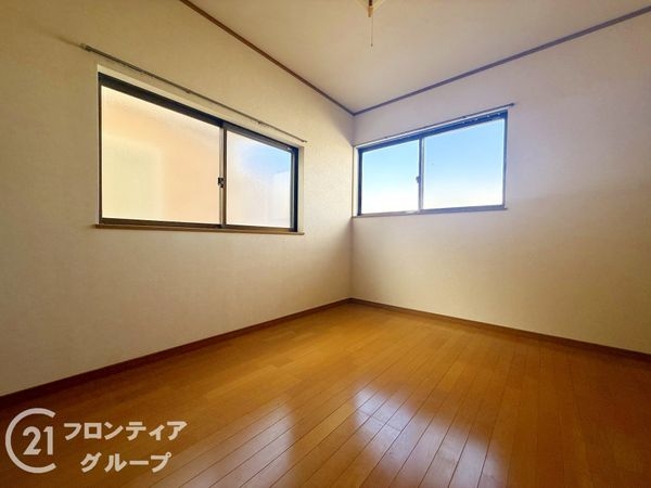 加古川市平岡町土山の中古一戸建て