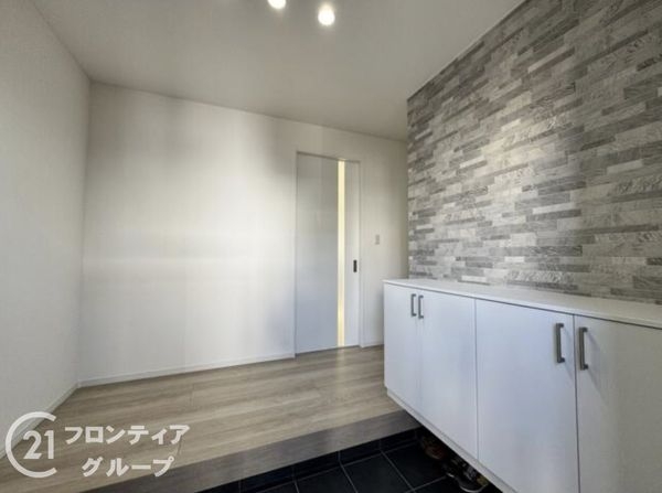姫路市飾磨区構１丁目の中古一戸建て