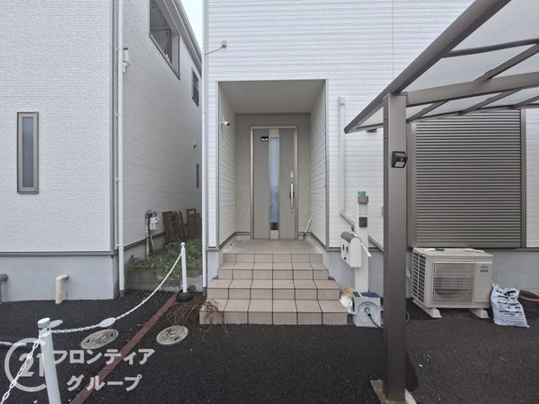 加古川市平岡町土山　中古一戸建て