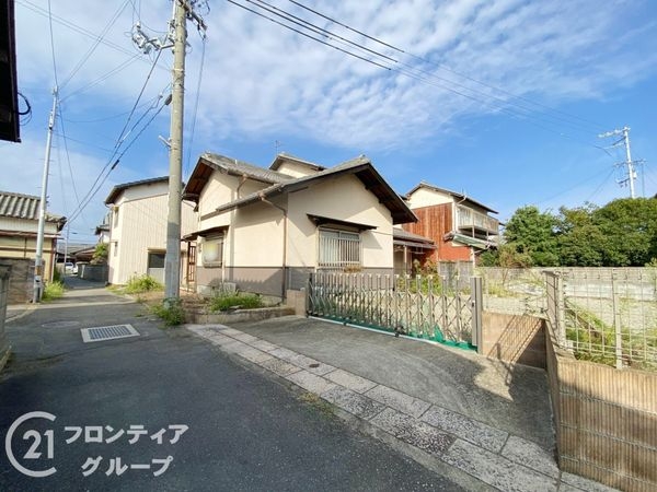 姫路市網干区津市場の中古一戸建て