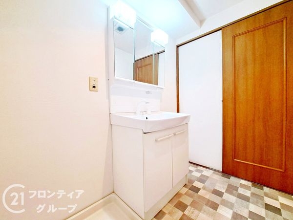 ロイヤルシャトー手柄南　中古マンション