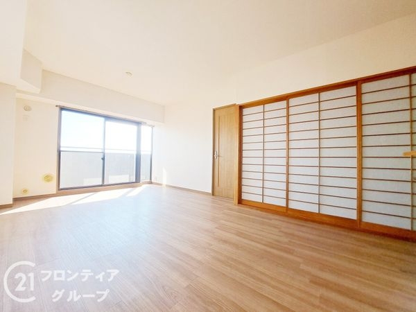 ロイヤルシャトー手柄南　中古マンション