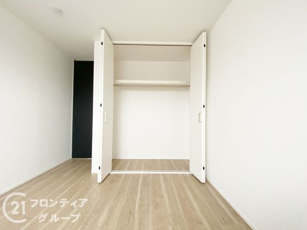 加古川市加古川町中津　新築一戸建て　２号棟