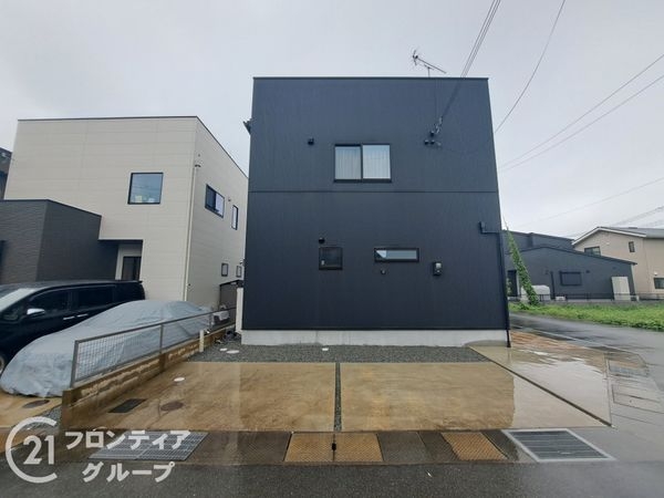 高砂市荒井町小松原４丁目の中古一戸建て