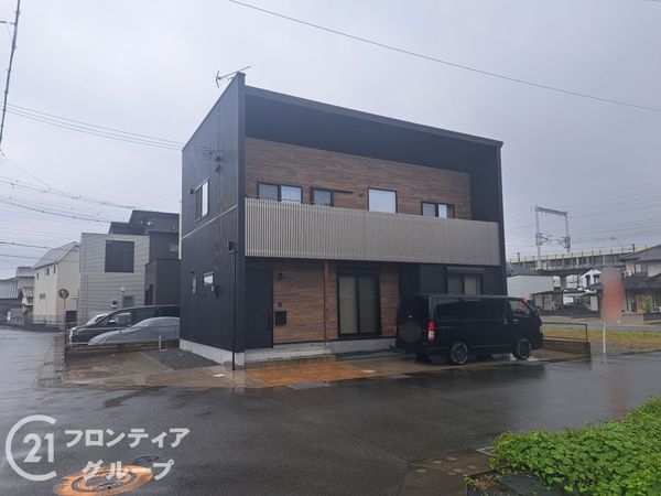 高砂市荒井町小松原４丁目の中古一戸建て