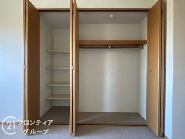 ロワイヤル岡田・手柄山公園　中古マンション