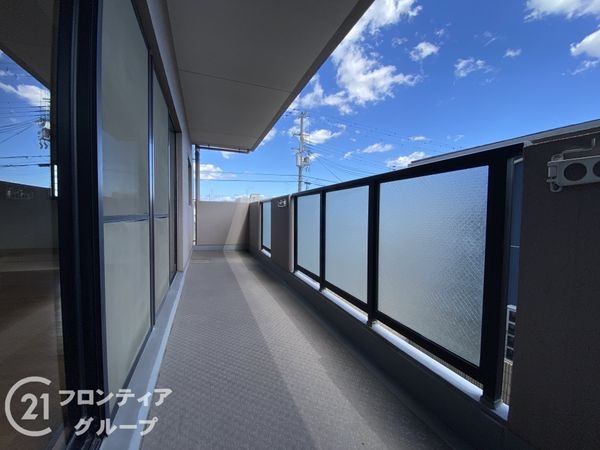 ロワイヤル岡田・手柄山公園　中古マンション
