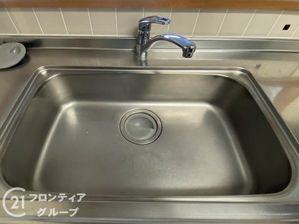 ロワイヤル岡田・手柄山公園　中古マンション