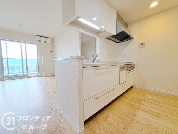 メガシティタワーズウエスト　中古マンション