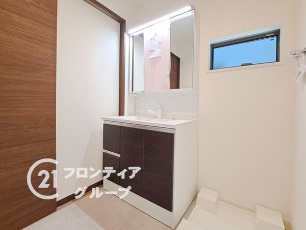 東大阪市旭町の新築一戸建