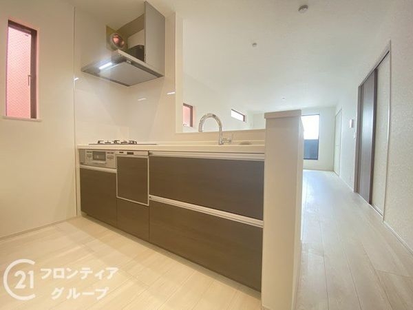 東大阪市南鴻池町２丁目の新築一戸建