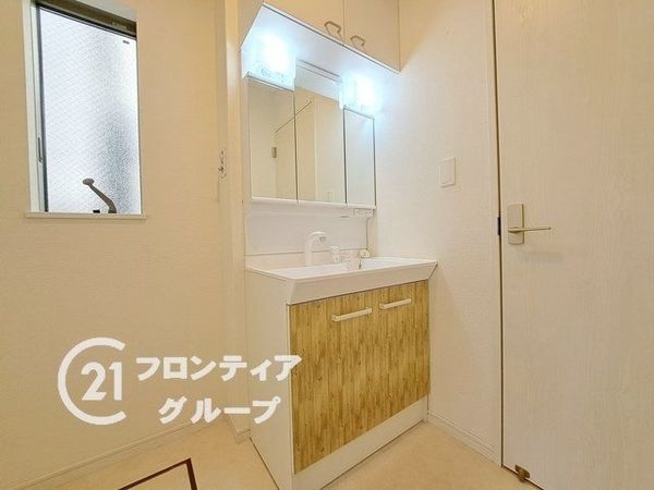 東大阪市布市町３丁目の中古一戸建て