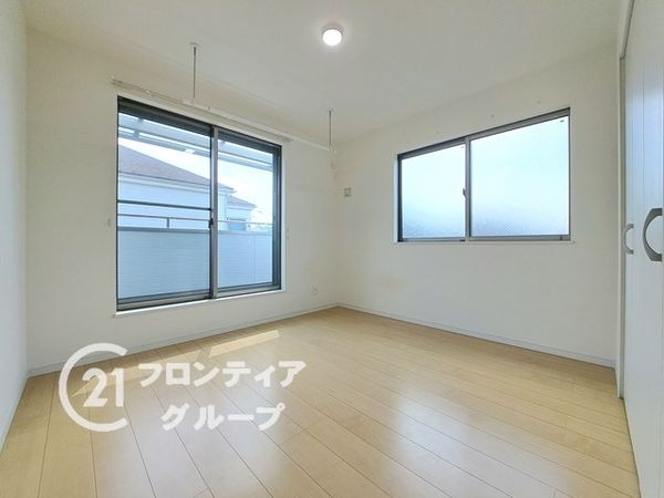 東大阪市布市町３丁目の中古一戸建て