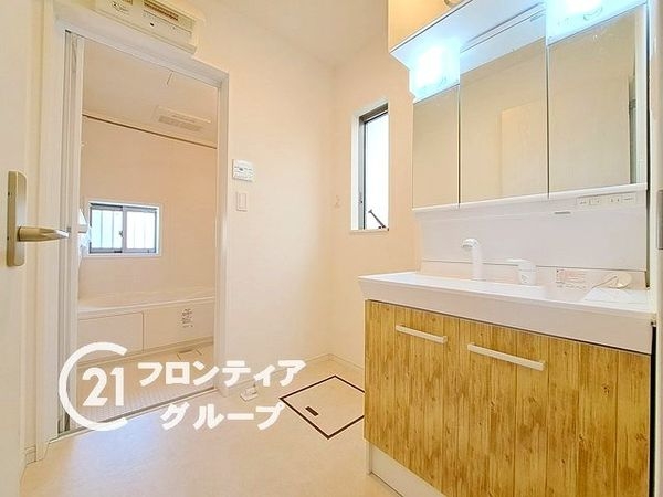 東大阪市布市町３丁目の中古一戸建て