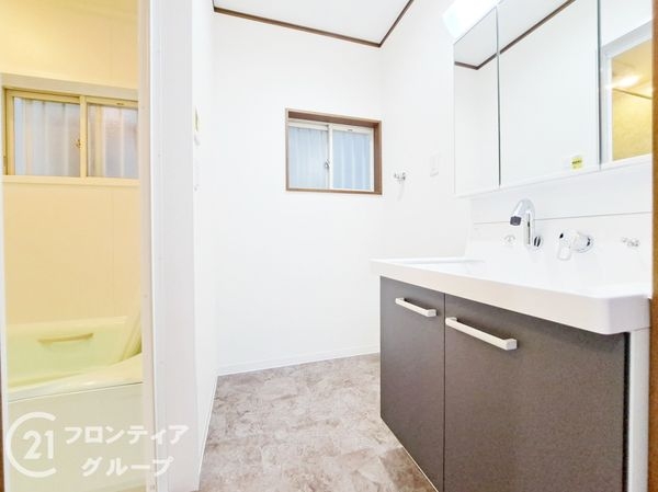 八尾市南植松町３丁目の中古一戸建て
