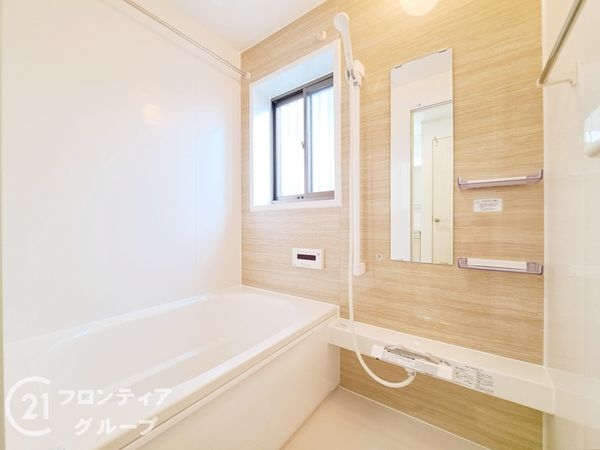 東大阪市吉田本町１丁目　中古一戸建て