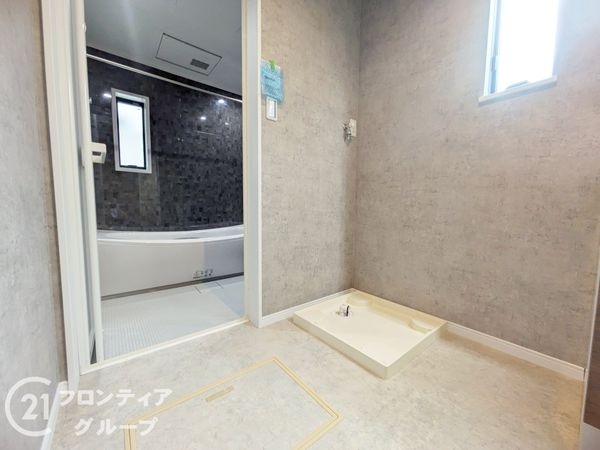 八尾市東本町５丁目　新築一戸建て