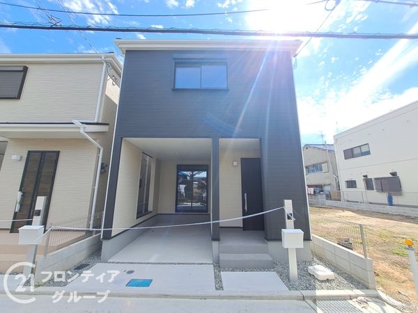 大阪府八尾市東山本町７丁目　新築一戸建て　2期　３号棟