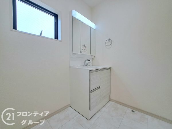 八尾市東山本町７丁目　新築一戸建て　2期　１号棟