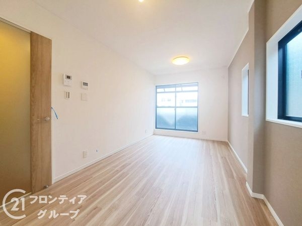 東大阪市東鴻池町１丁目の中古一戸建て