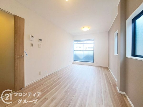 東大阪市東鴻池町１丁目の中古一戸建て