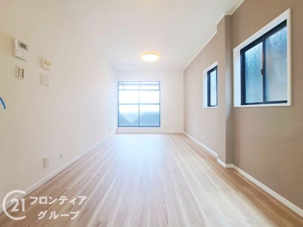 東大阪市東鴻池町１丁目の中古一戸建て