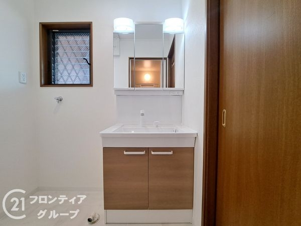 東大阪市西鴻池町１丁目の中古一戸建て