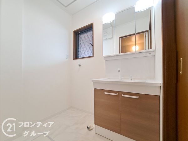 東大阪市西鴻池町１丁目の中古一戸建て