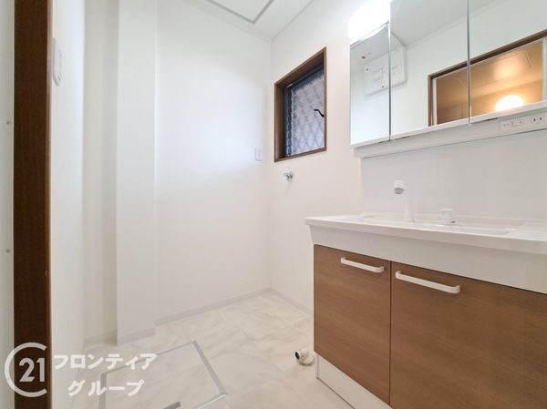 東大阪市西鴻池町１丁目の中古一戸建て