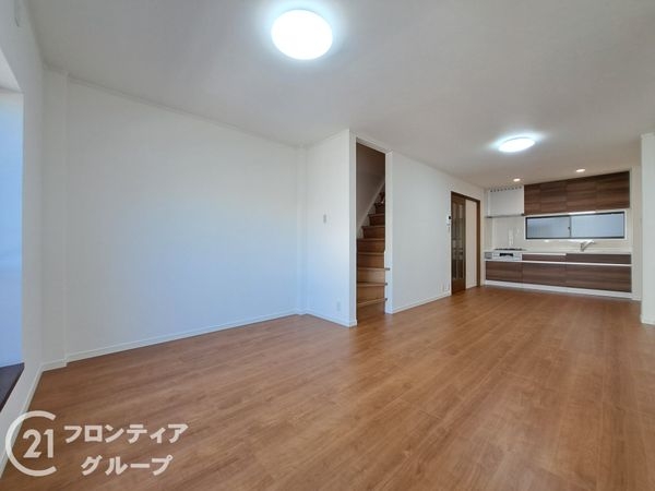 東大阪市西鴻池町１丁目　中古一戸建て