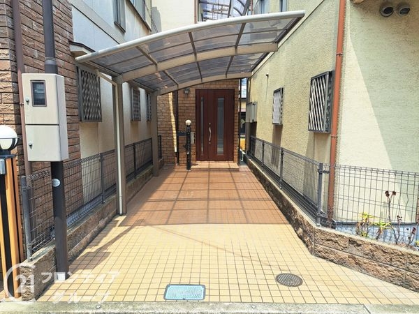 八尾市渋川町３丁目の中古一戸建て