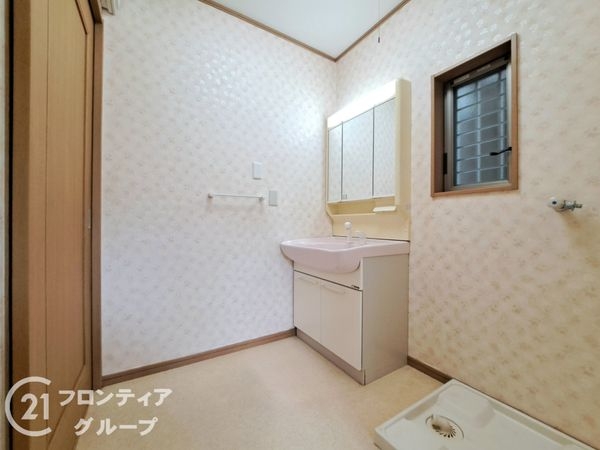 八尾市渋川町３丁目の中古一戸建て