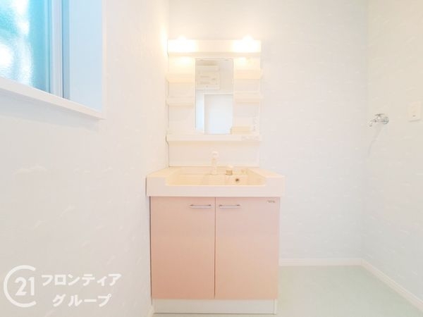 東大阪市新鴻池町の中古一戸建て
