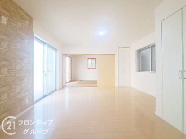 東大阪市新鴻池町の中古一戸建て